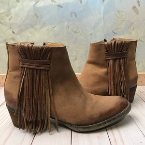 Circle G by Corral leather fringed boots